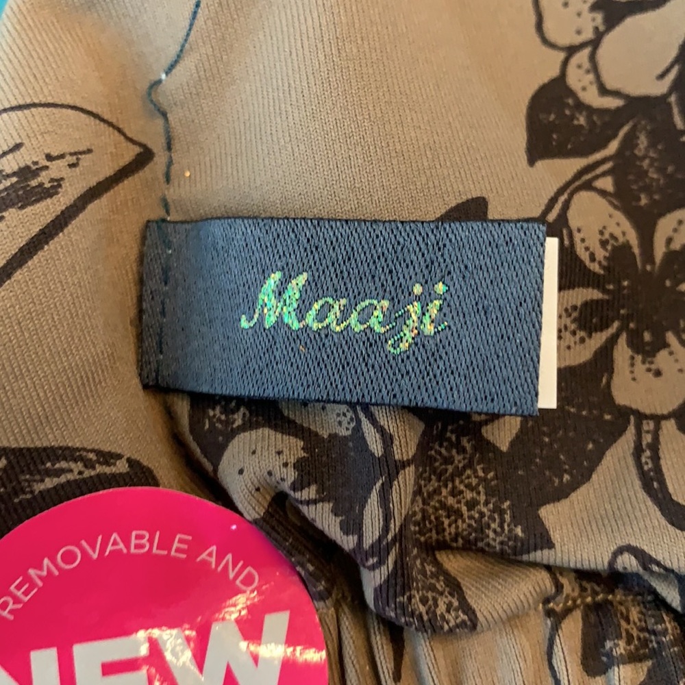 NEW Maaji Brand Bikini Top π₯ - Picture 4 of 4